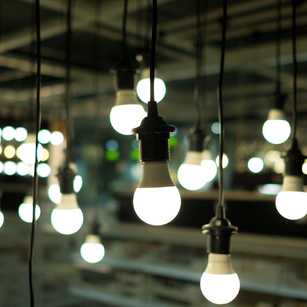 Lâmpada Pera De Led Luz Branca 6500k 4,8 Watts Bivolt - 272021370 - AVANT - Imagem 2