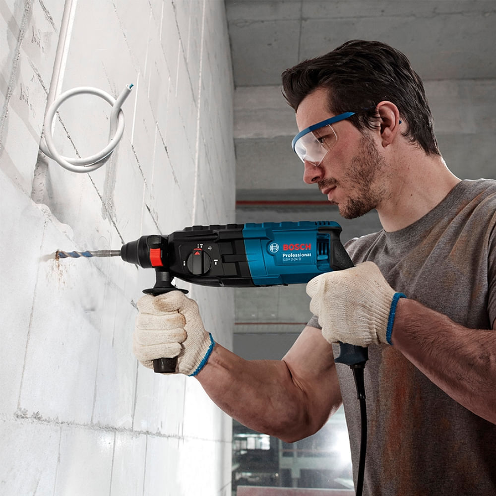 Martelete Perfurador de 820 Watts 220 Volts Rompedor SDS Plus GBH 2-24 D com Maleta e 7 Peças - 0615A001NV000 - BOSCH - Imagem 4