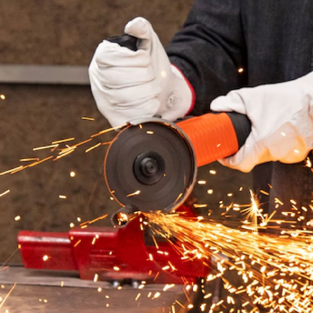 Esmerilhadeira Angular 4-1/2" 920 Watts 110 Volts com 6 Discos - G720X6DBR - BLACK DECKER - Imagem 16