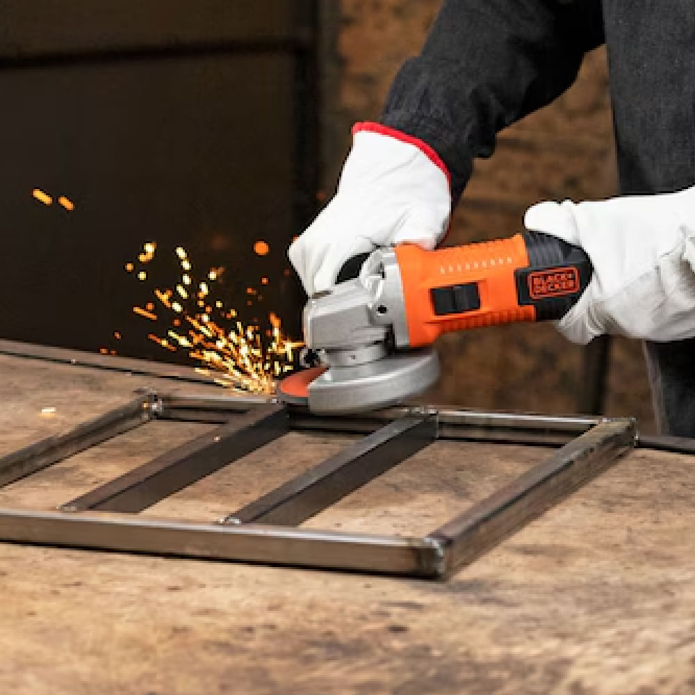 Esmerilhadeira Angular 4-1/2" 920 Watts 110 Volts com 6 Discos - G720X6DBR - BLACK DECKER - Imagem 17